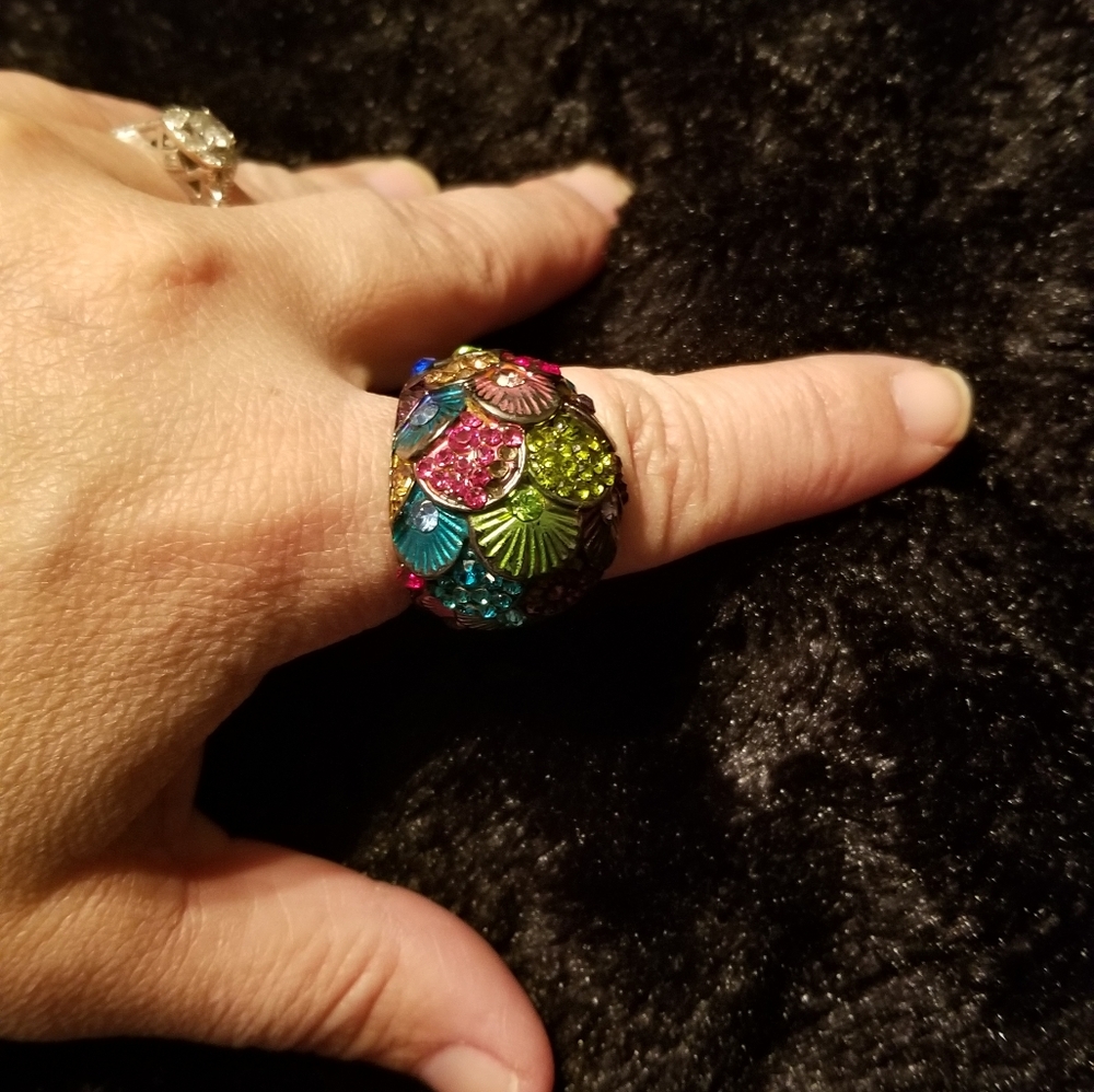 Unique ring!